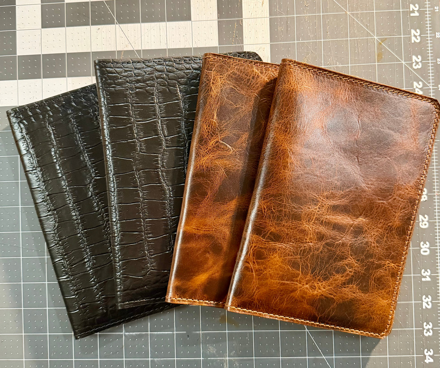 Leather mini legal pad portfolio.