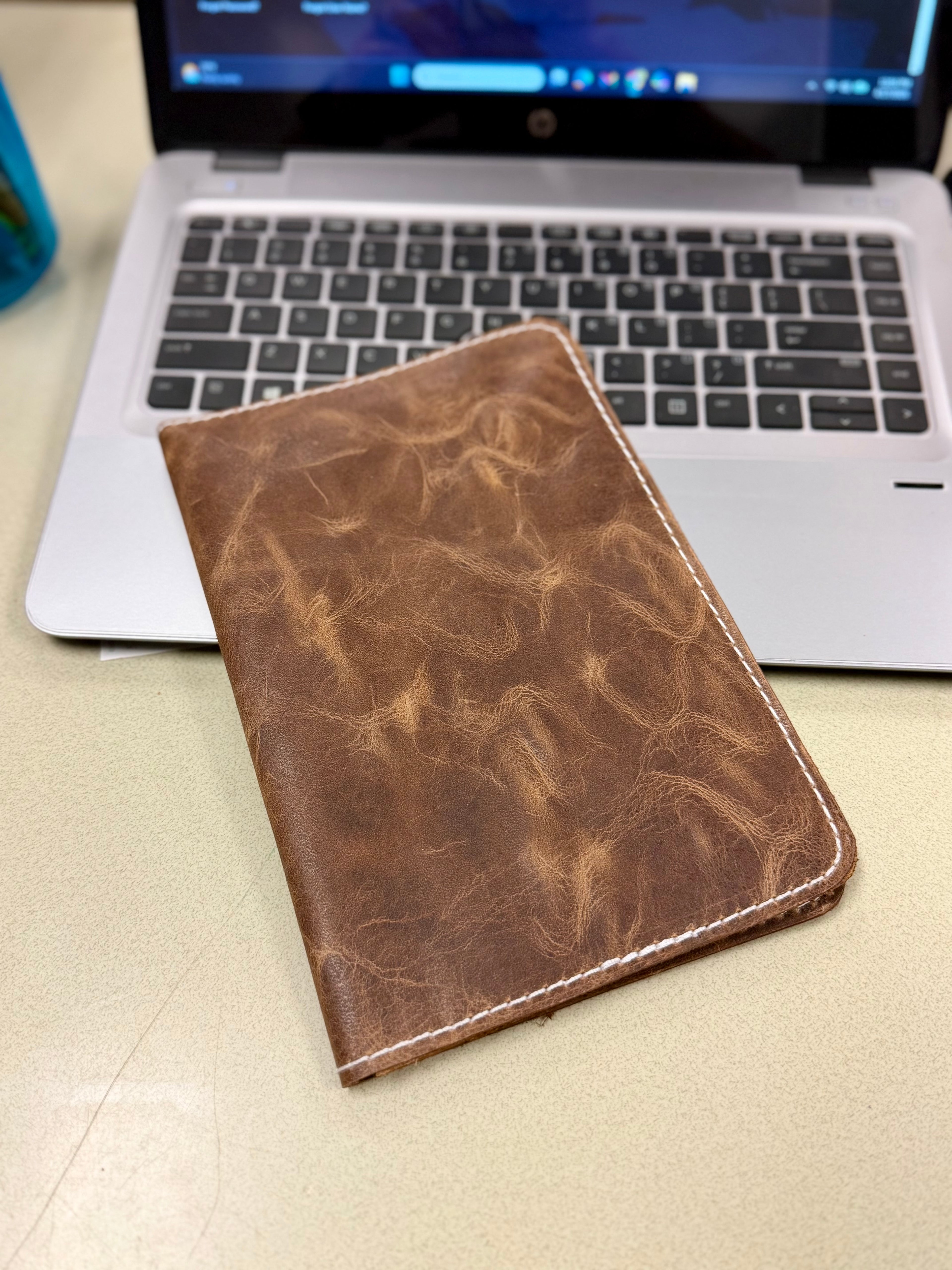Leather mini legal pad portfolio.