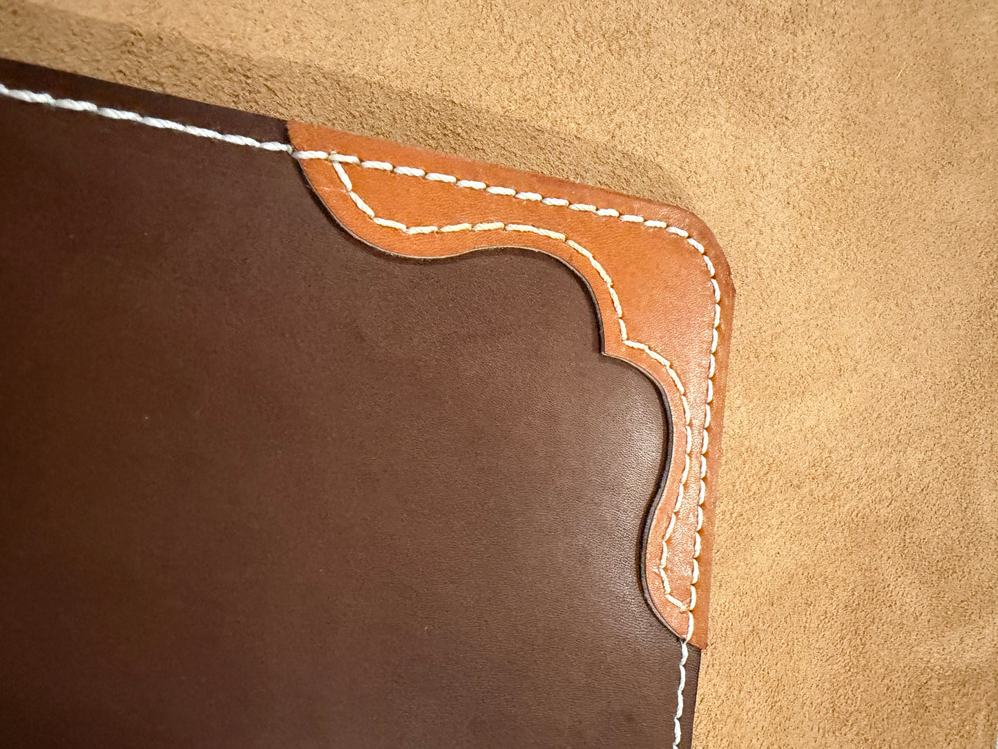 Leather mini legal pad portfolio.