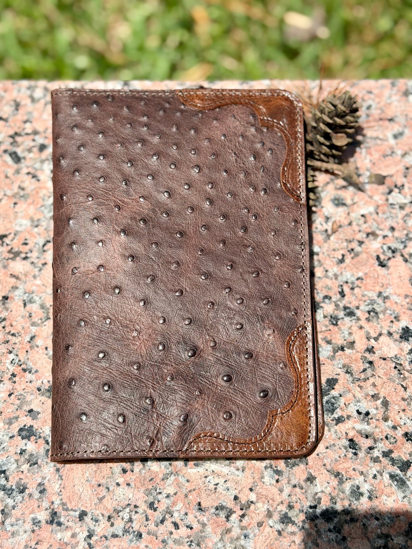 Leather mini legal pad portfolio.
